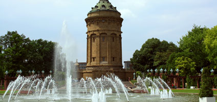 Wahrzeichen Mannheims: der Wasserturm